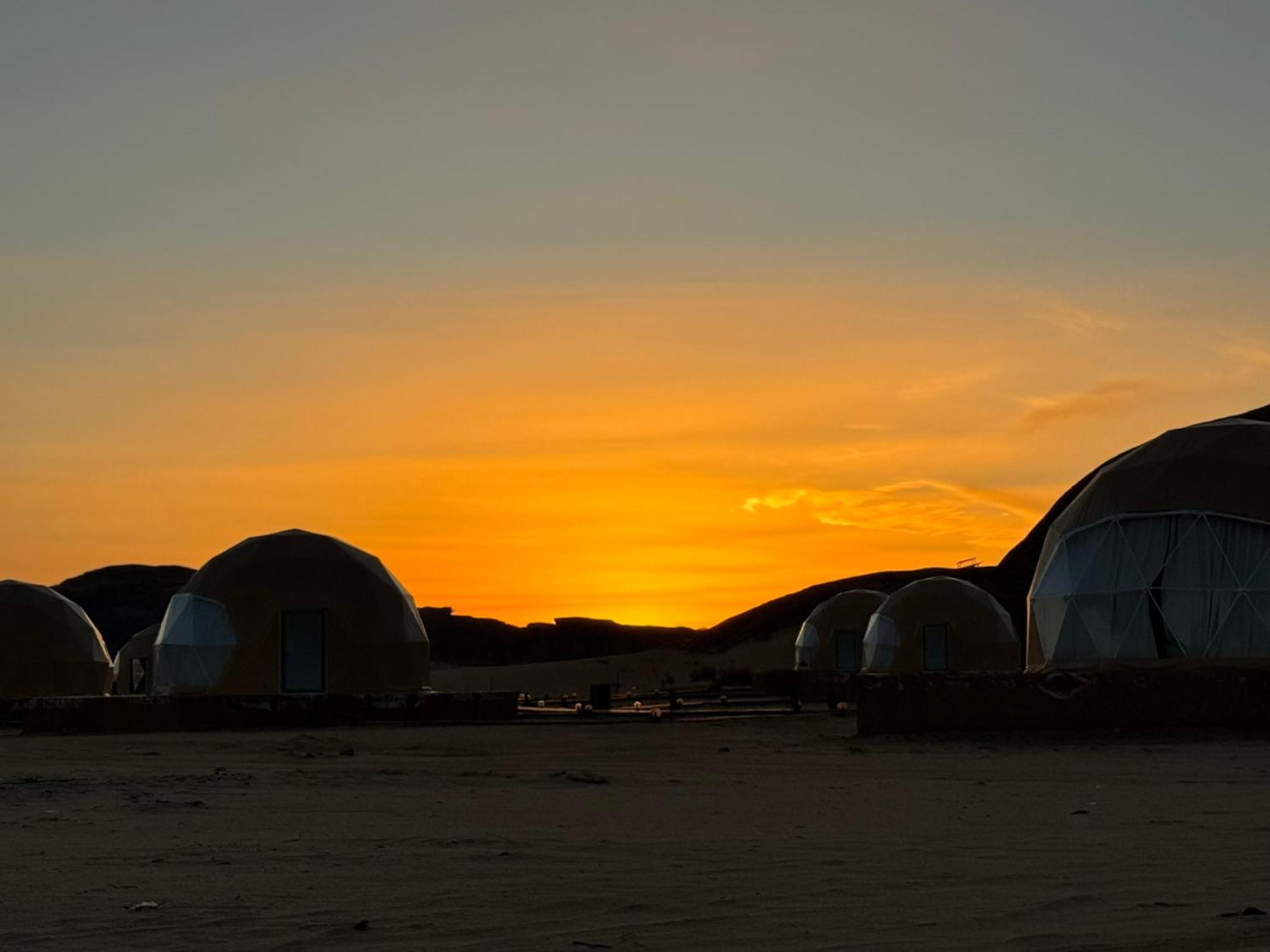 Wadi Rum Anwar Luxury Camp Exterior foto